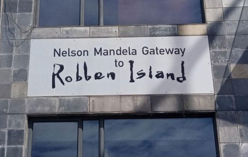 Explore Robben Island, Table Mountain and Cape Town City Day Tour in South Africa